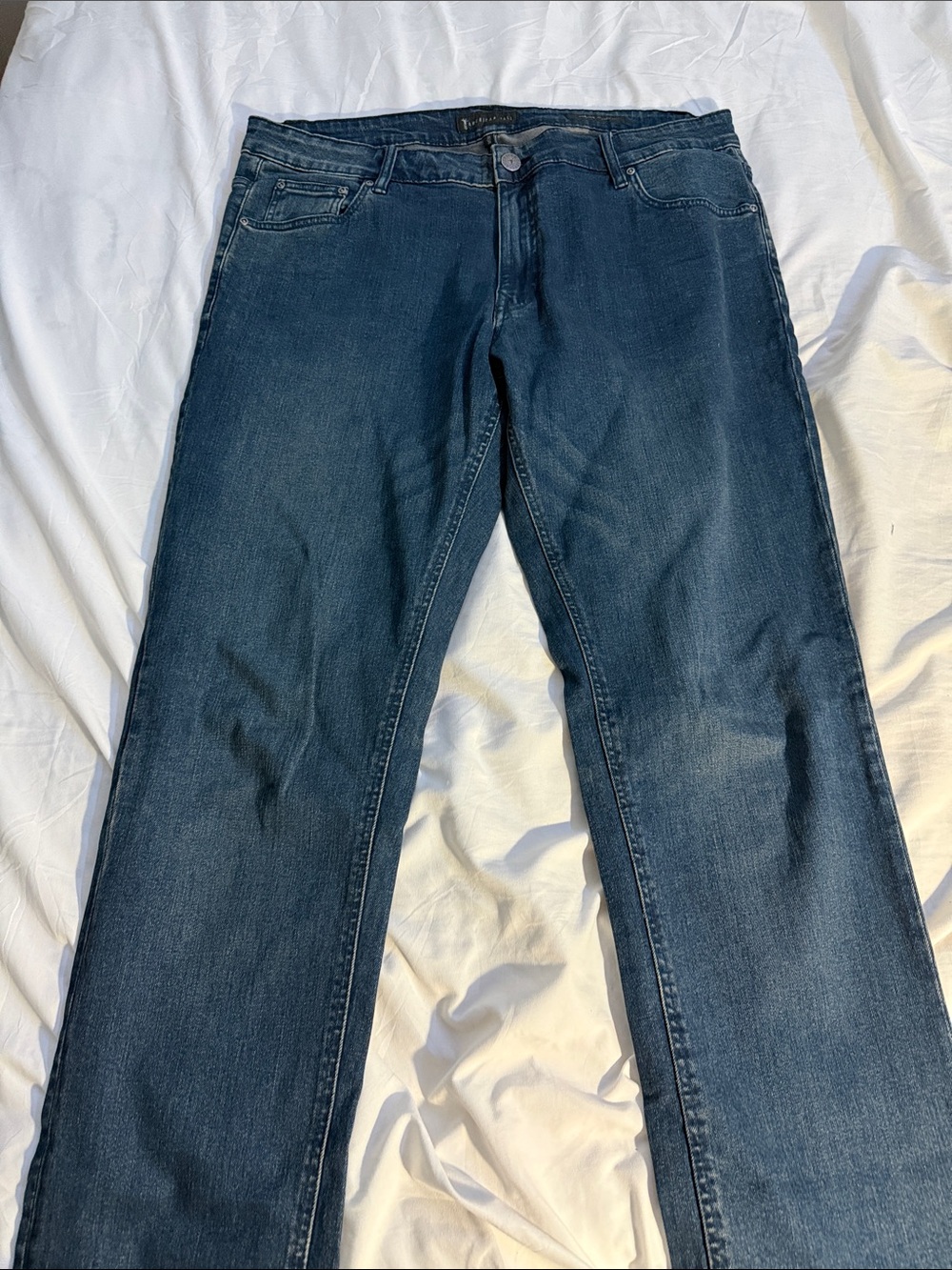 Classic Men's Dark Blue Straight-Leg Jeans